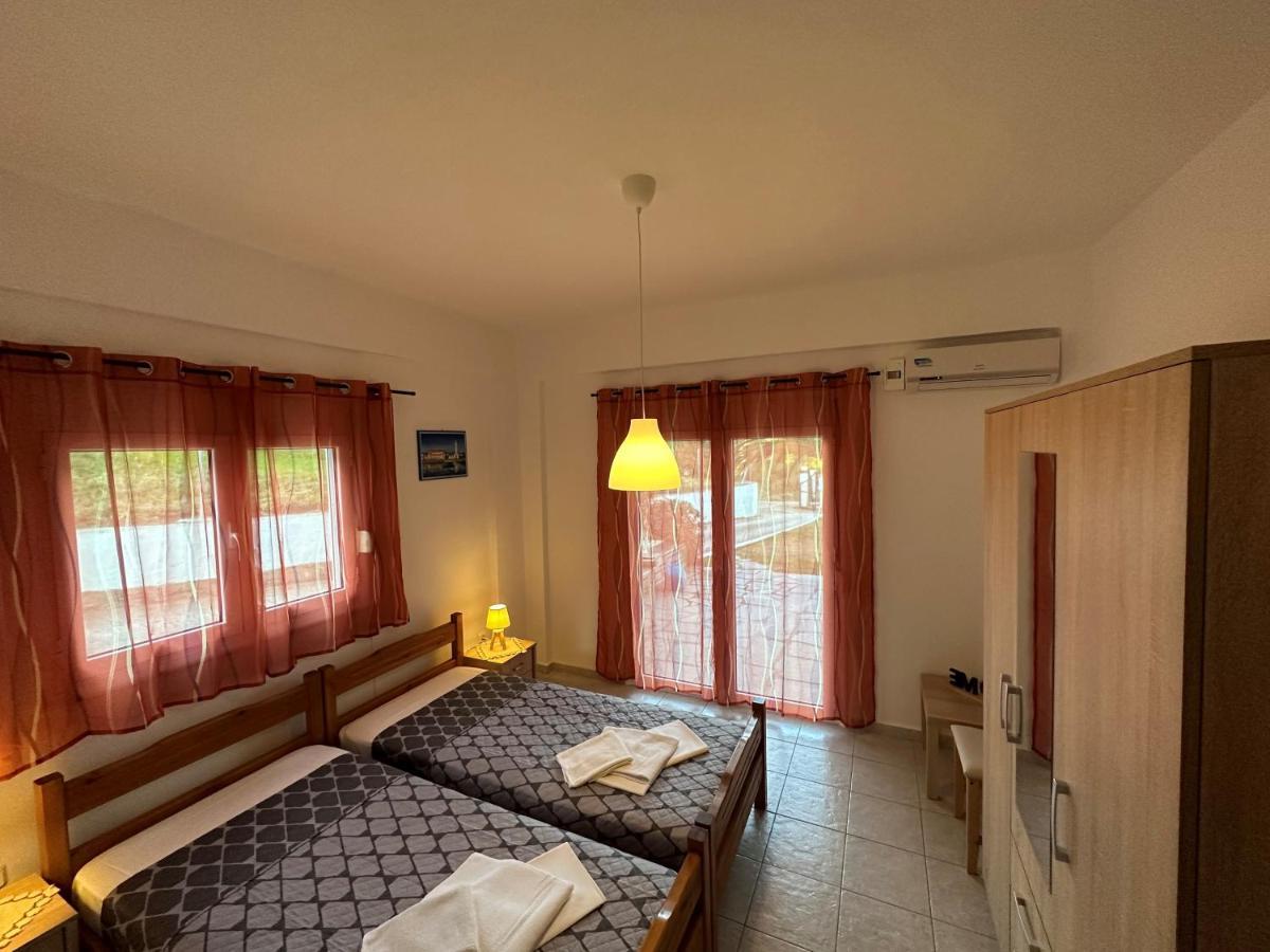 Apartment 4 *