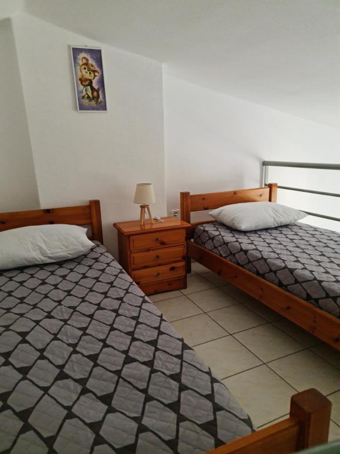 Apartment 4
