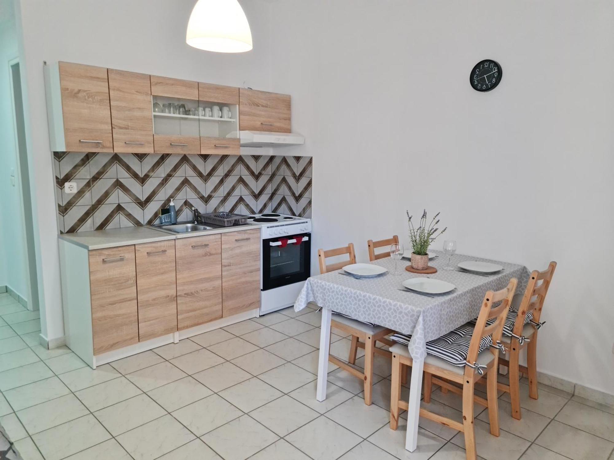 4 * Paliouri